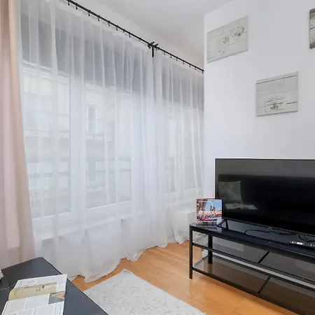 Apartment Cosy Arianska For 3 In Cracow Center By Renters Krakow