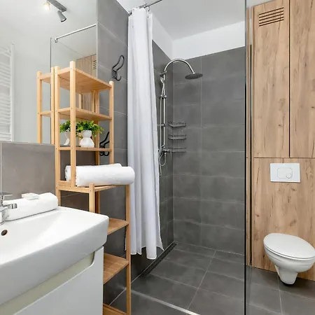 Cosy Arianska For 3 In Cracow Center By Renters Apartment *